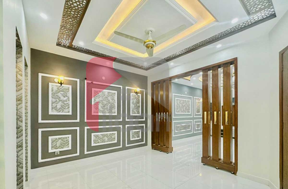 10 Marla House for Sale in Central Park Housing Scheme, Lahore
