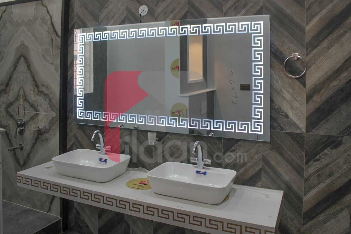 10.75 Marla House for Sale in Raza Block, Allama Iqbal Town, Lahore