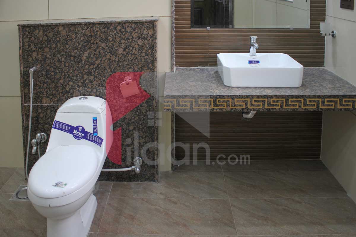 10.75 Marla House for Sale in Raza Block, Allama Iqbal Town, Lahore