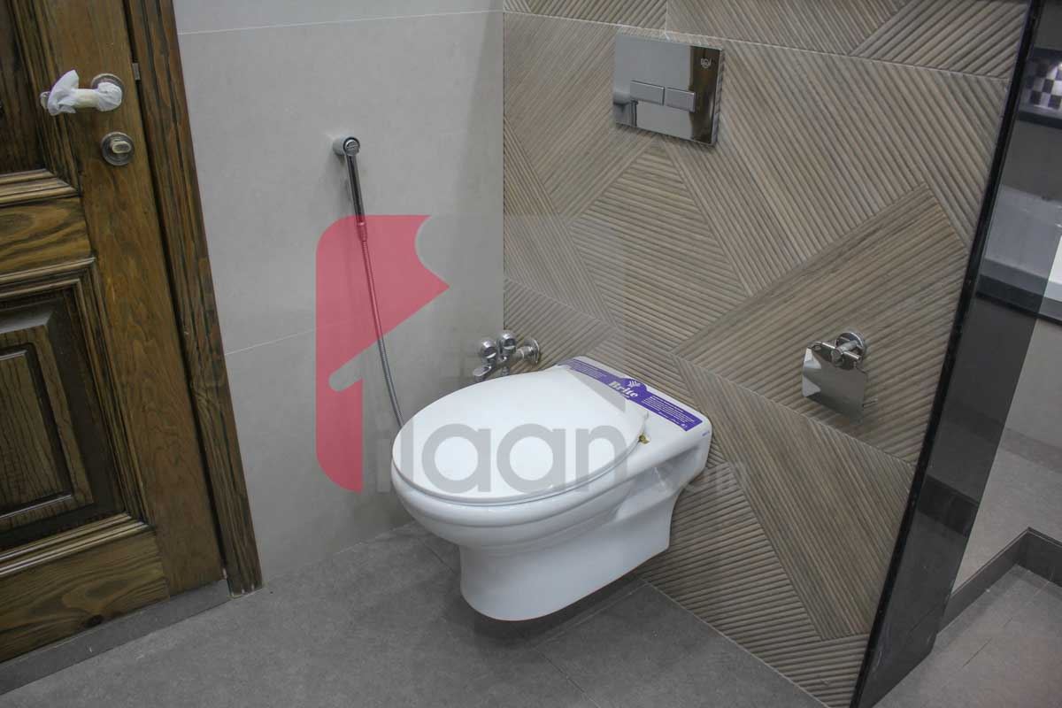 10.75 Marla House for Sale in Raza Block, Allama Iqbal Town, Lahore