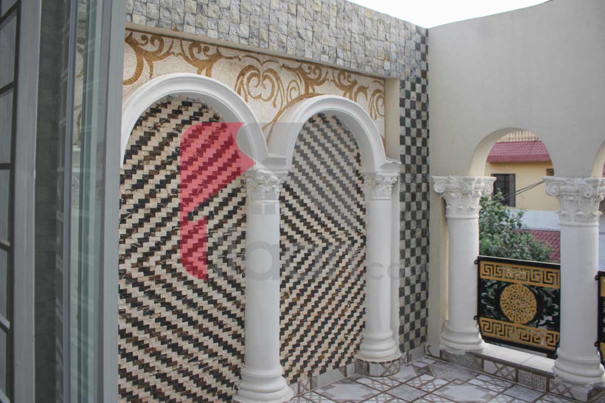 10.75 Marla House for Sale in Raza Block, Allama Iqbal Town, Lahore