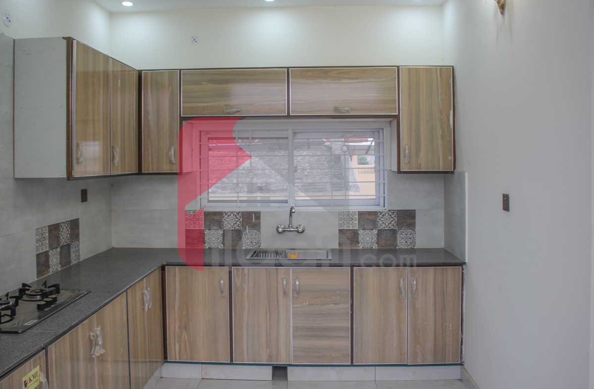 10.75 Marla House for Sale in Raza Block, Allama Iqbal Town, Lahore