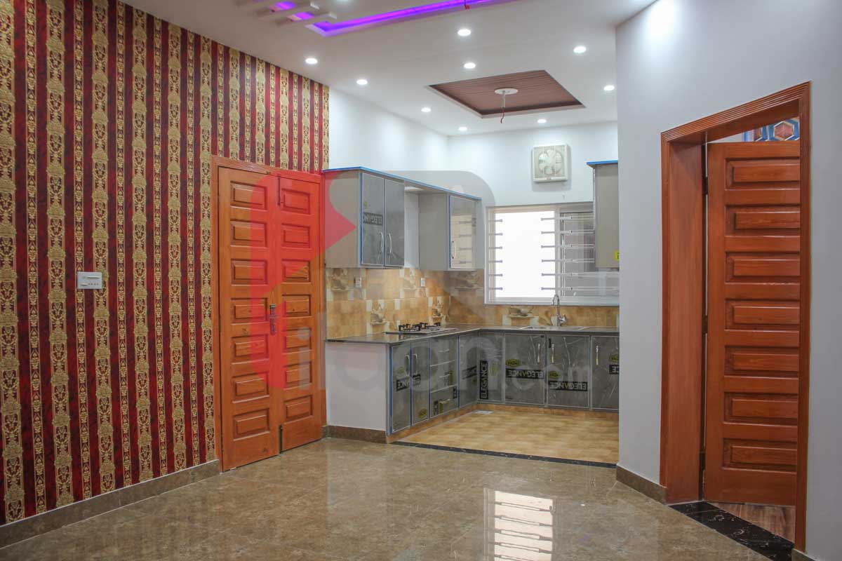 8 Marla House for Sale in Block J, Phase 2, Bahria Orchard, Lahore