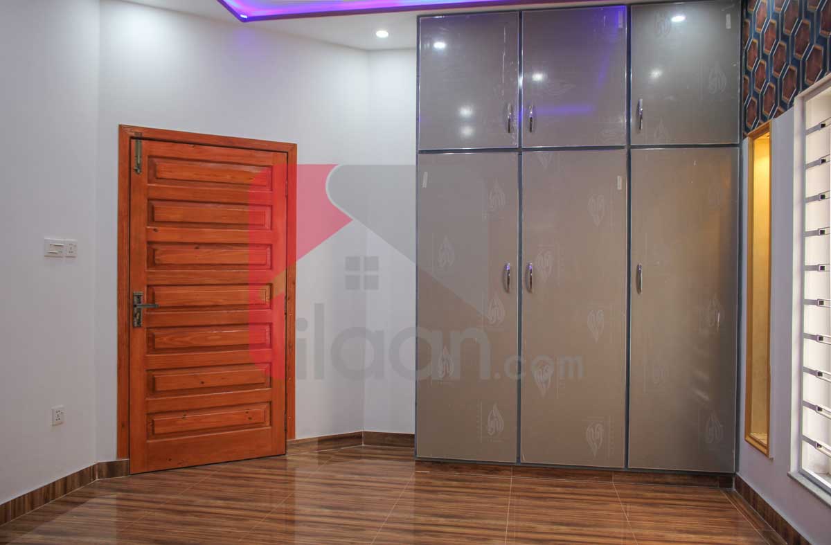 8 Marla House for Sale in Block J, Phase 2, Bahria Orchard, Lahore