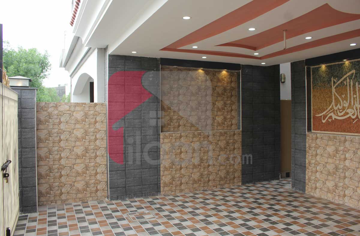 8 Marla House for Sale in Block J, Phase 2, Bahria Orchard, Lahore