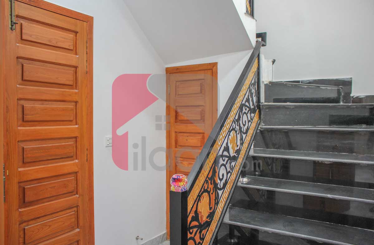 8 Marla House for Sale in Block J, Phase 2, Bahria Orchard, Lahore