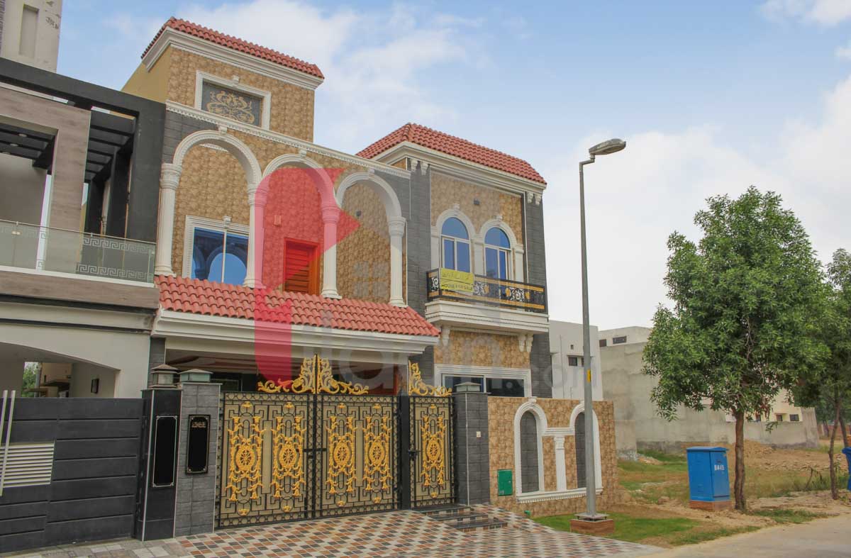 8 Marla House for Sale in Block J, Phase 2, Bahria Orchard, Lahore