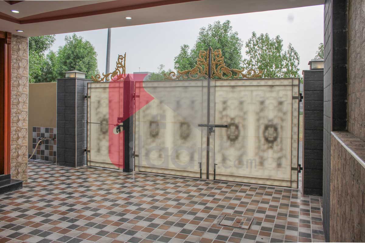 8 Marla House for Sale in Block J, Phase 2, Bahria Orchard, Lahore