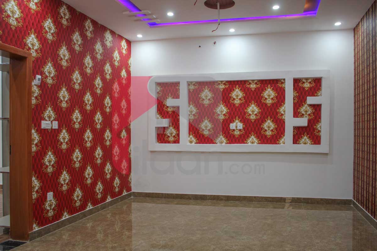 8 Marla House for Sale in Block J, Phase 2, Bahria Orchard, Lahore