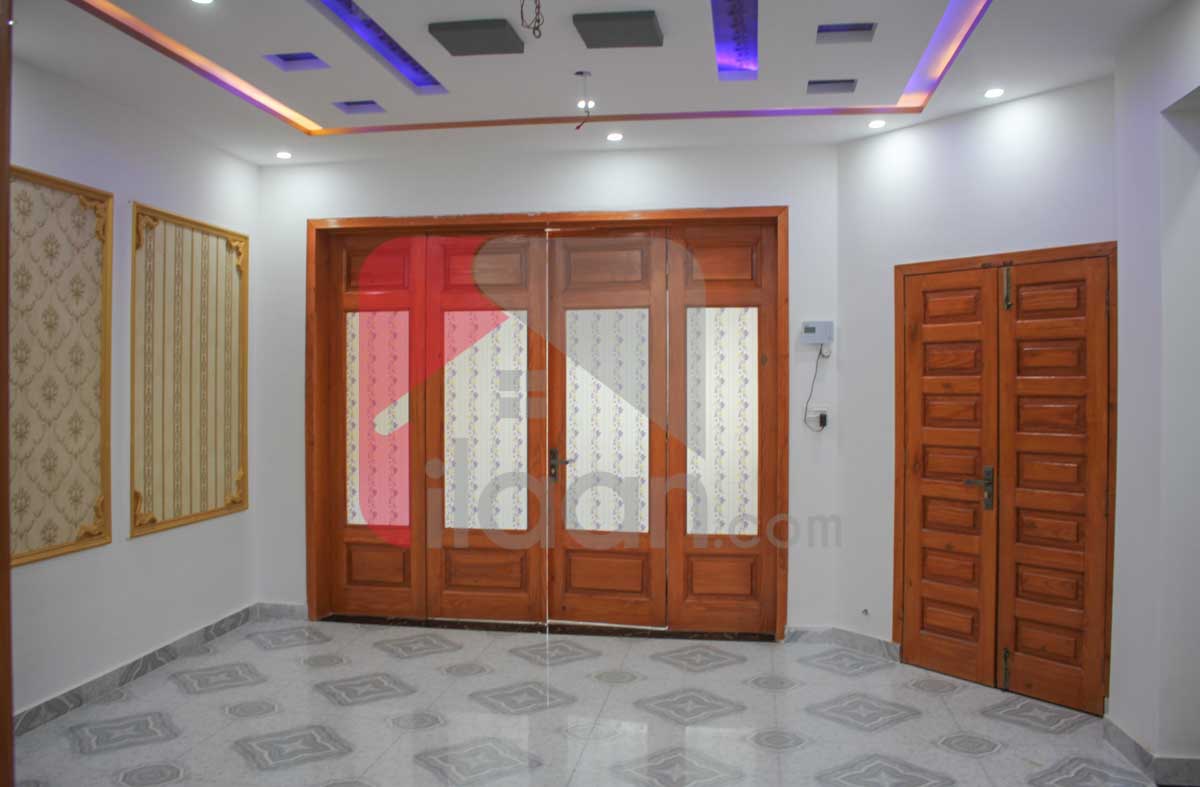 8 Marla House for Sale in Block J, Phase 2, Bahria Orchard, Lahore