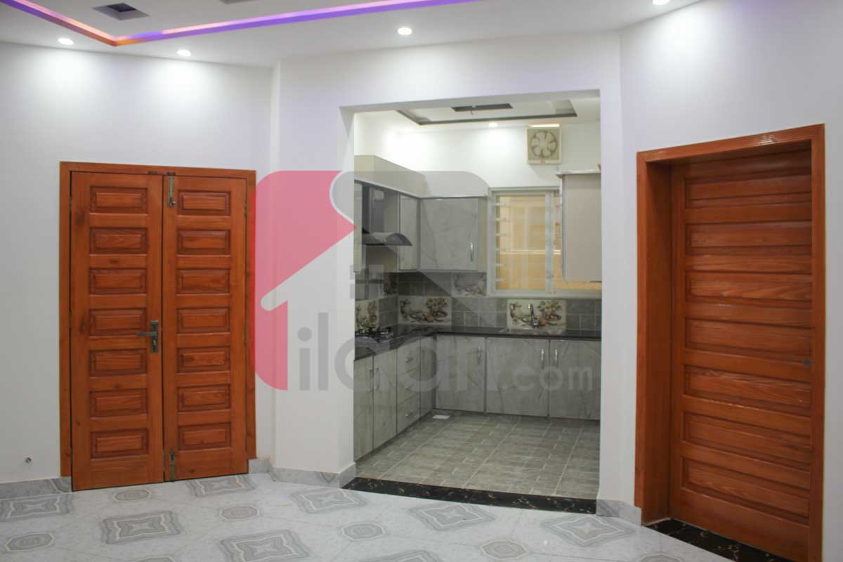 8 Marla House for Sale in Block J, Phase 2, Bahria Orchard, Lahore
