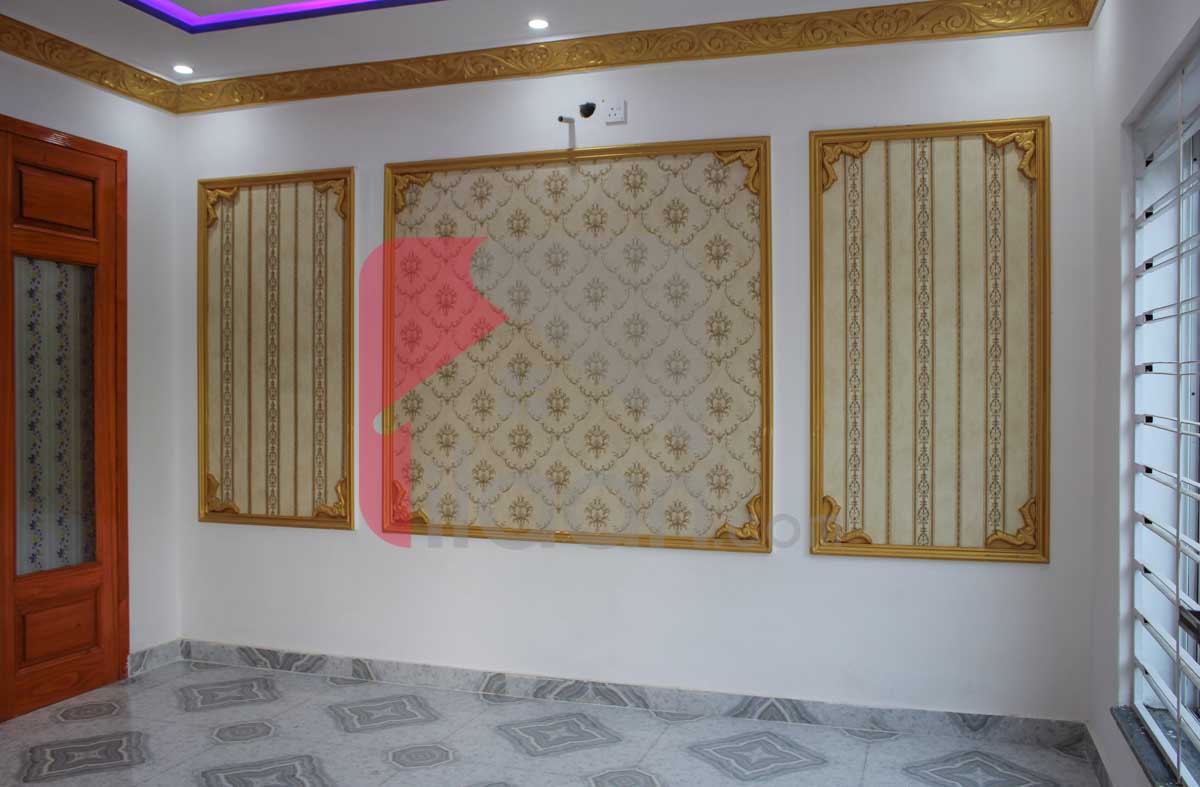 8 Marla House for Sale in Block J, Phase 2, Bahria Orchard, Lahore
