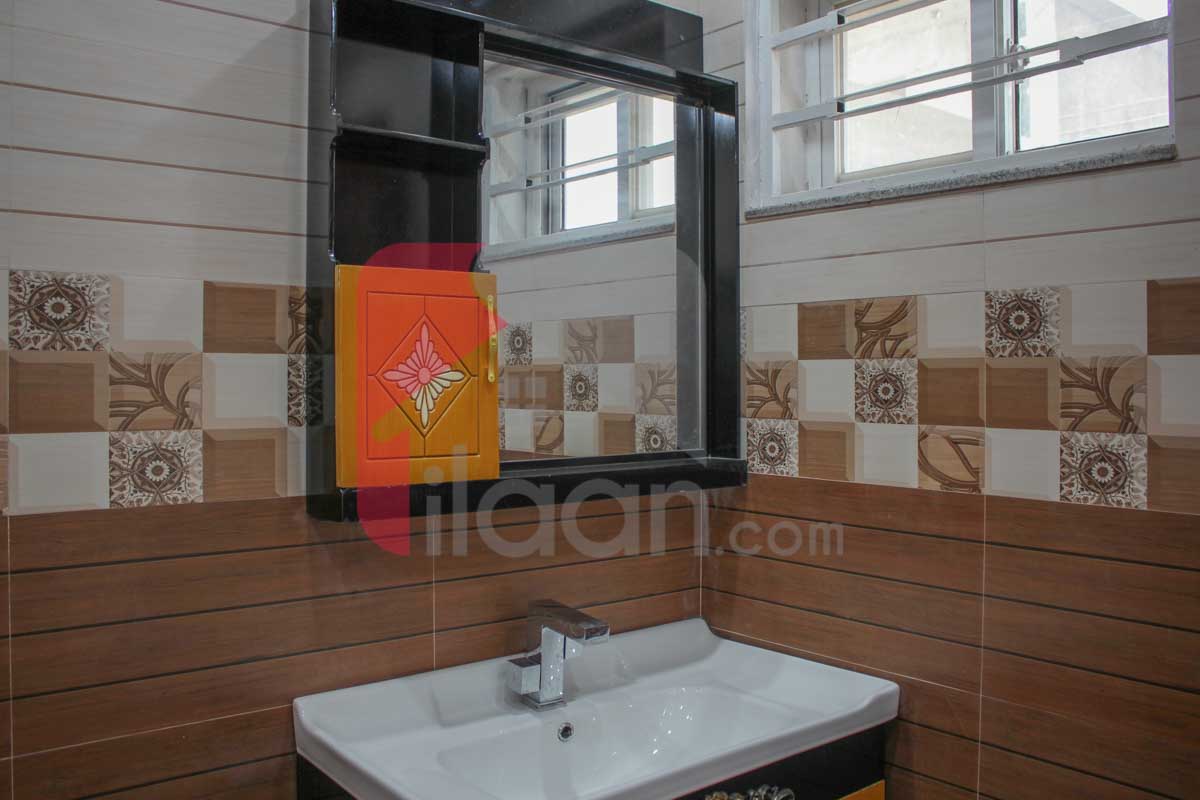 8 Marla House for Sale in Block J, Phase 2, Bahria Orchard, Lahore
