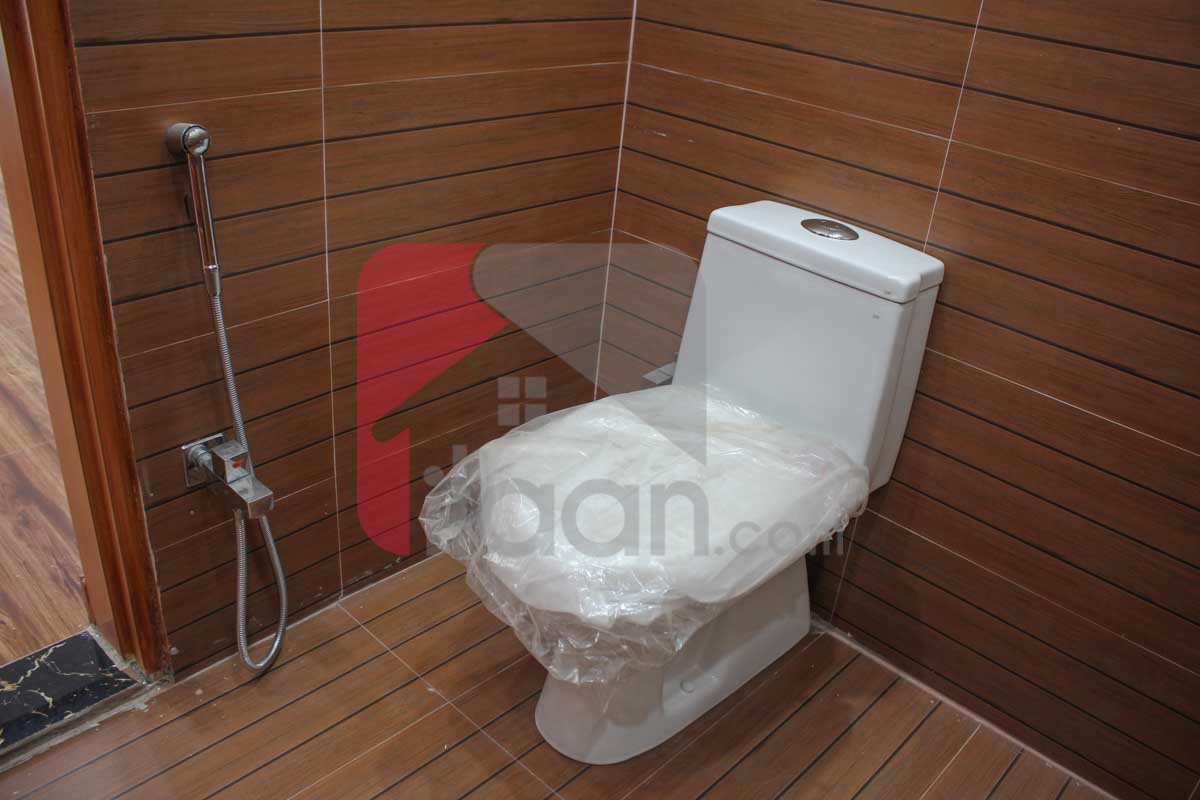 8 Marla House for Sale in Block J, Phase 2, Bahria Orchard, Lahore