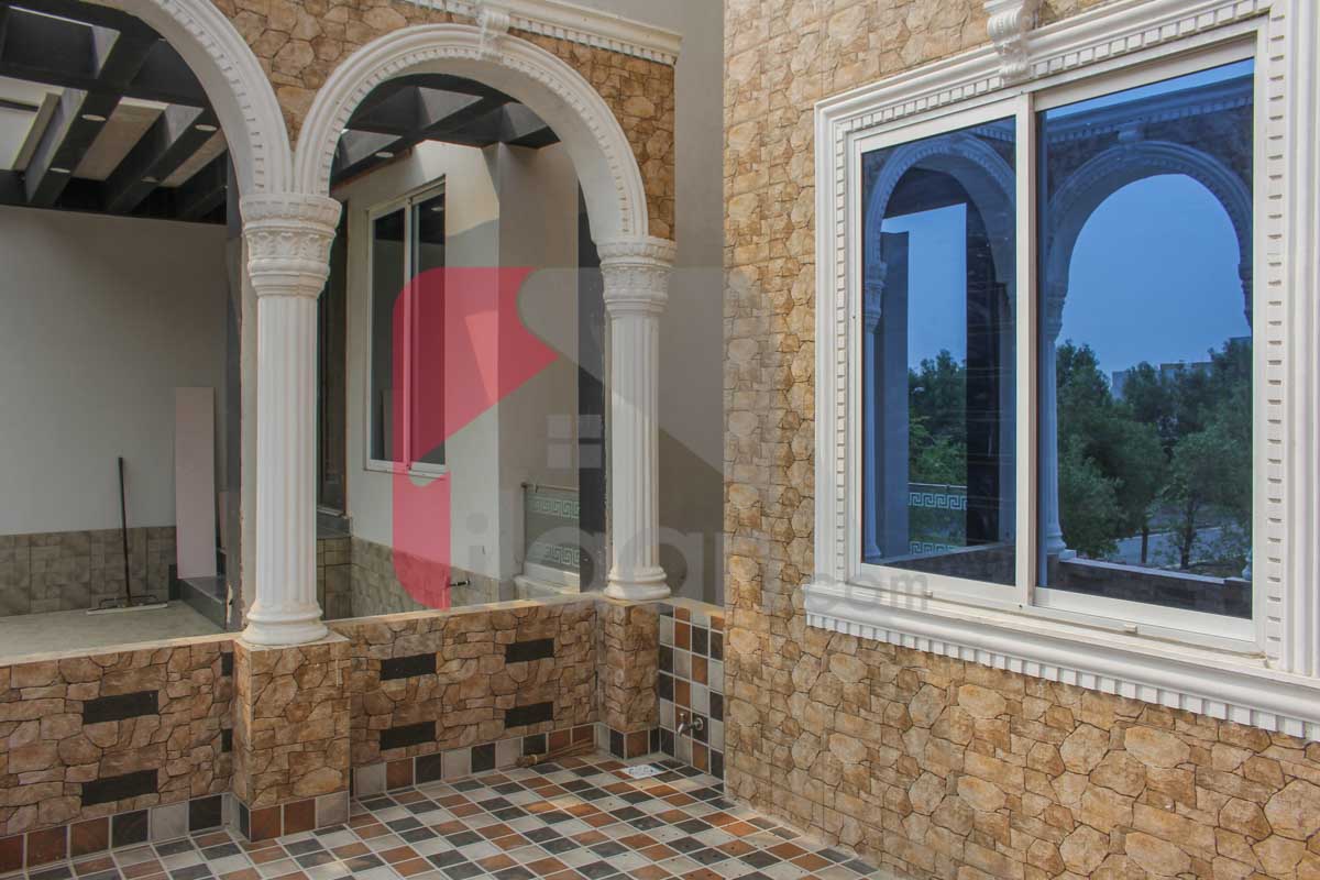 8 Marla House for Sale in Block J, Phase 2, Bahria Orchard, Lahore