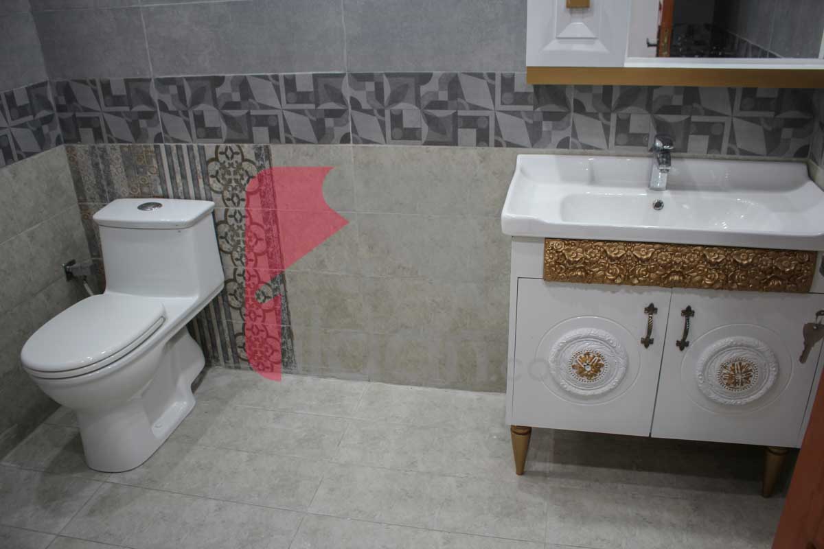 8 Marla House for Sale in Block J, Phase 2, Bahria Orchard, Lahore