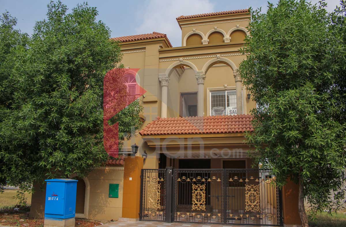 8 Marla House for Sale in Block D, Phase 2, Bahria Orchard, Lahore