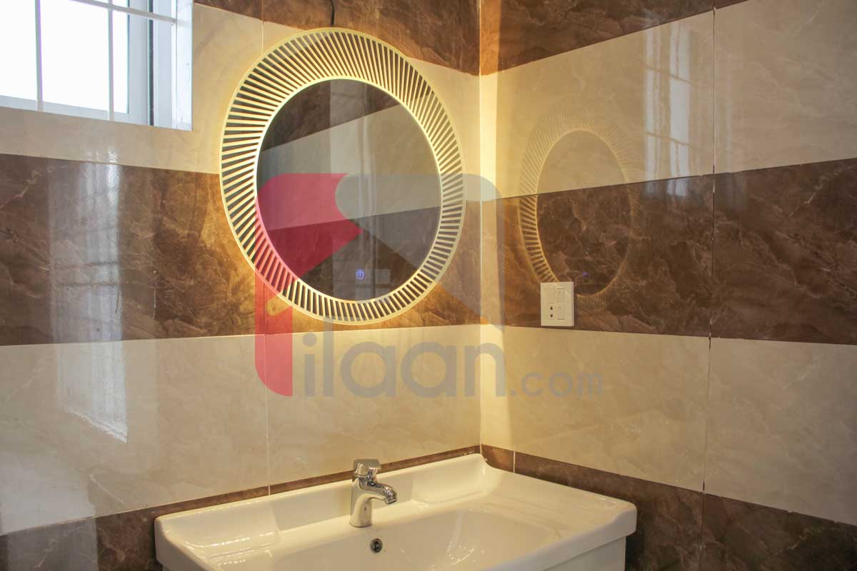 8 Marla House for Sale in Block D, Phase 2, Bahria Orchard, Lahore