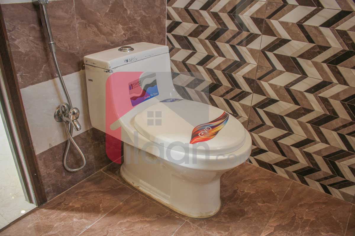 8 Marla House for Sale in Block D, Phase 2, Bahria Orchard, Lahore