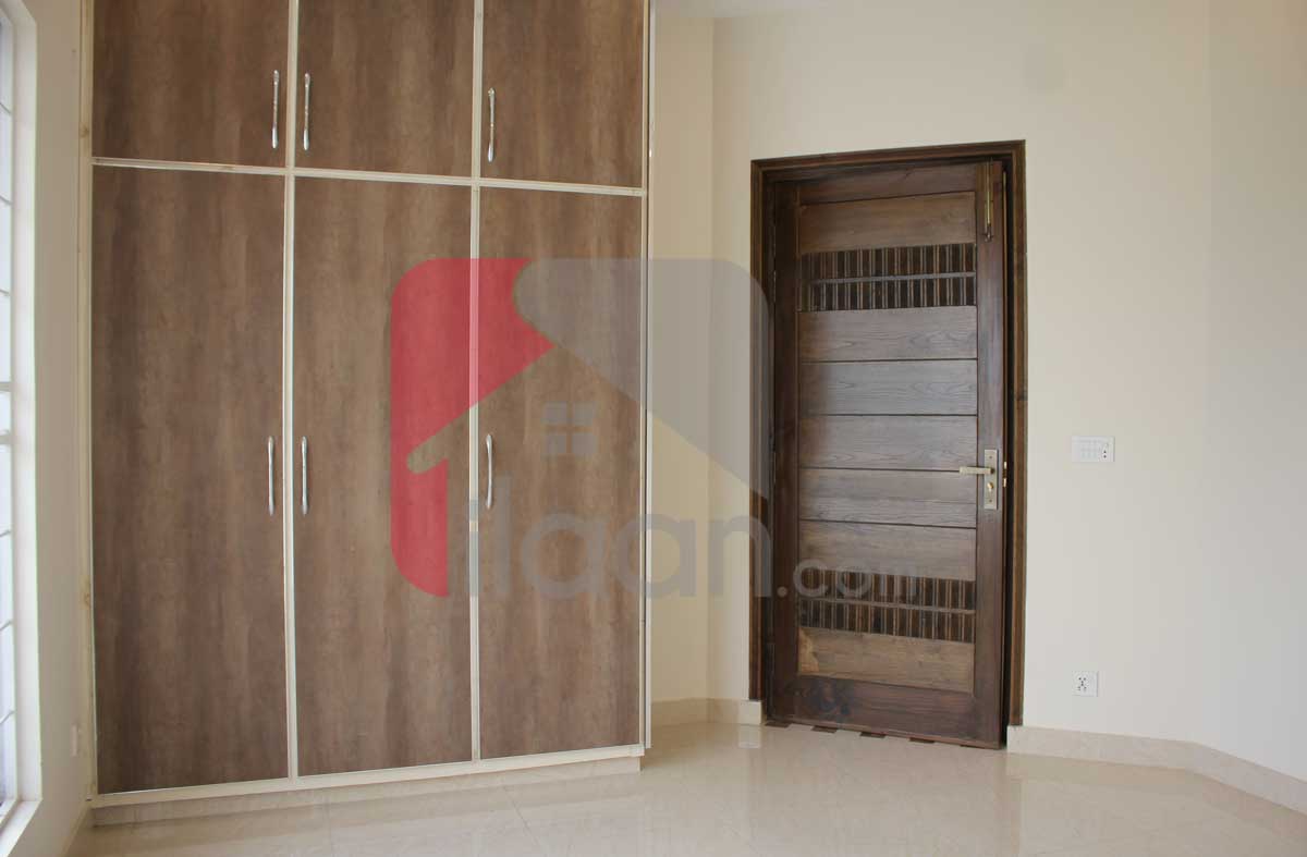 8 Marla House for Sale in Block D, Phase 2, Bahria Orchard, Lahore