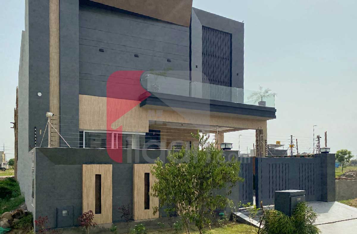 10 Marla House for Sale in Block Y, Phase 7, DHA Lahore