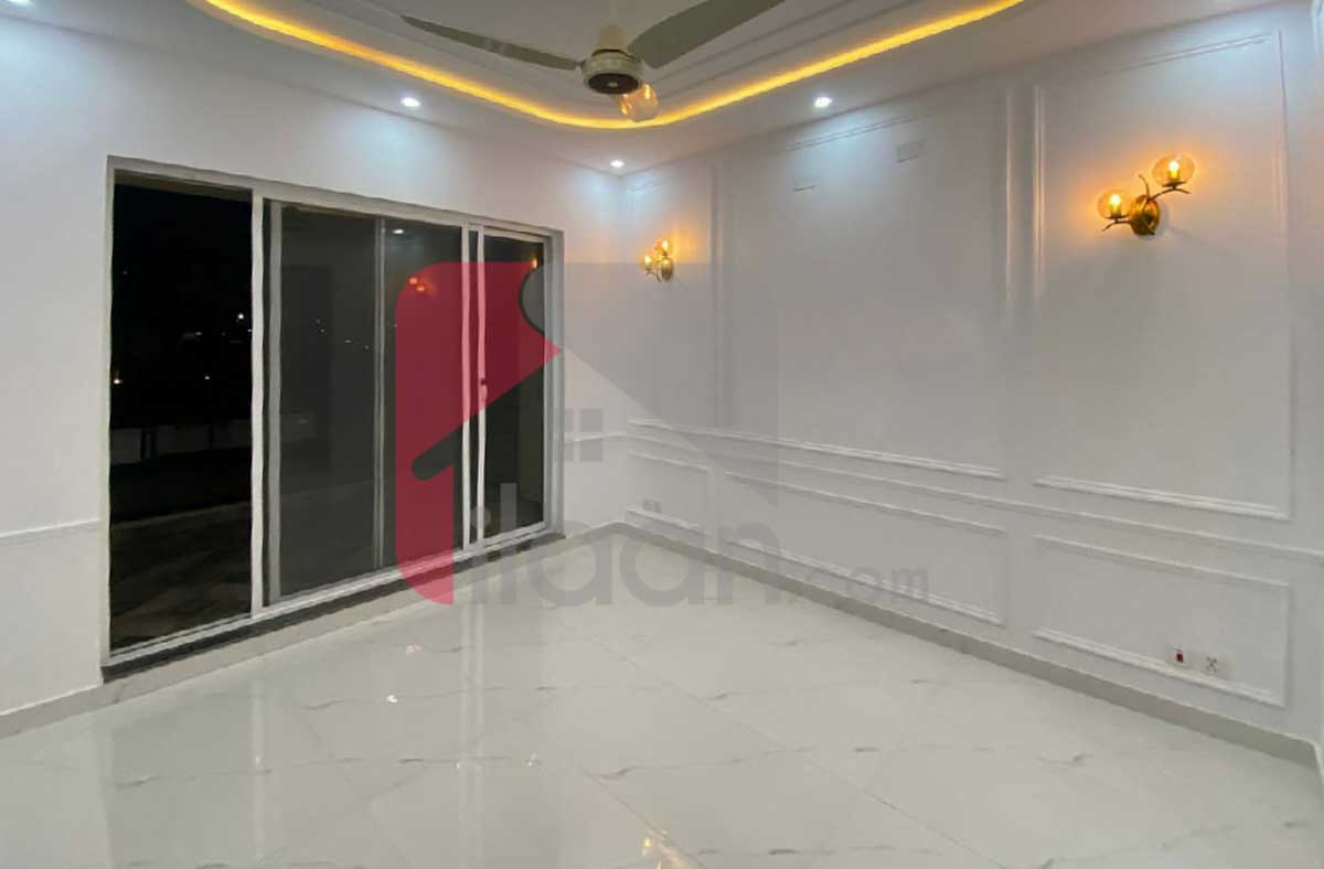 10 Marla House for Sale in Block Y, Phase 7, DHA Lahore