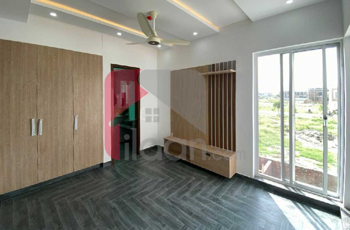 10 Marla House for Sale in Block Y, Phase 7, DHA Lahore