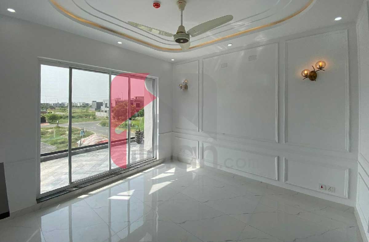 10 Marla House for Sale in Block Y, Phase 7, DHA Lahore