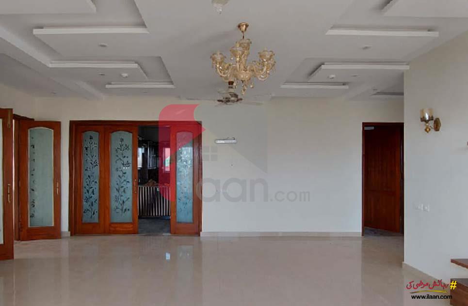 1 Kanal House for Sale in Block Z, Phase 7, DHA Lahore