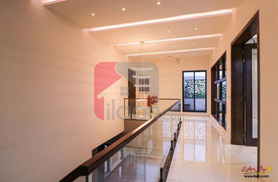 1 Kanal House for Sale in Block Z, Phase 7, DHA Lahore