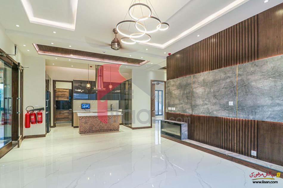 1 Kanal House for Sale in Block Z, Phase 7, DHA Lahore