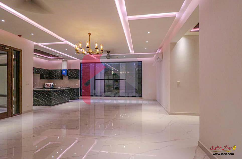 1 Kanal House for Sale in Block Z, Phase 7, DHA Lahore