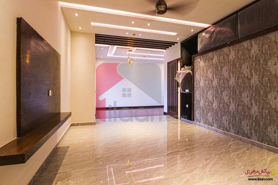 1 Kanal House for Sale in Block Z, Phase 7, DHA Lahore