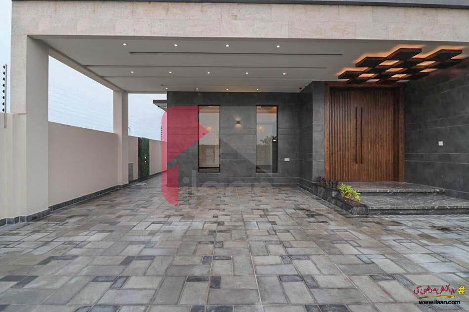 1 Kanal House for Sale in Block Z, Phase 7, DHA Lahore