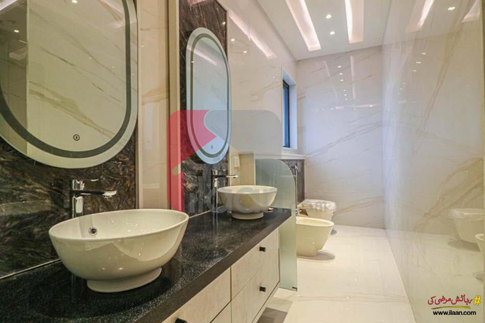 1 Kanal House for Sale in Block Z, Phase 7, DHA Lahore