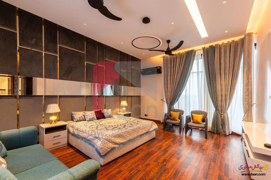 1 Kanal House for Sale in Block U, Phase 7, DHA Lahore