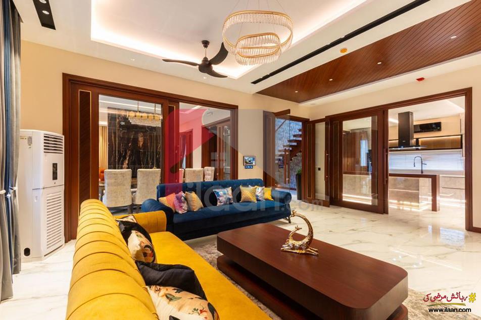 1 Kanal House for Sale in Block U, Phase 7, DHA Lahore