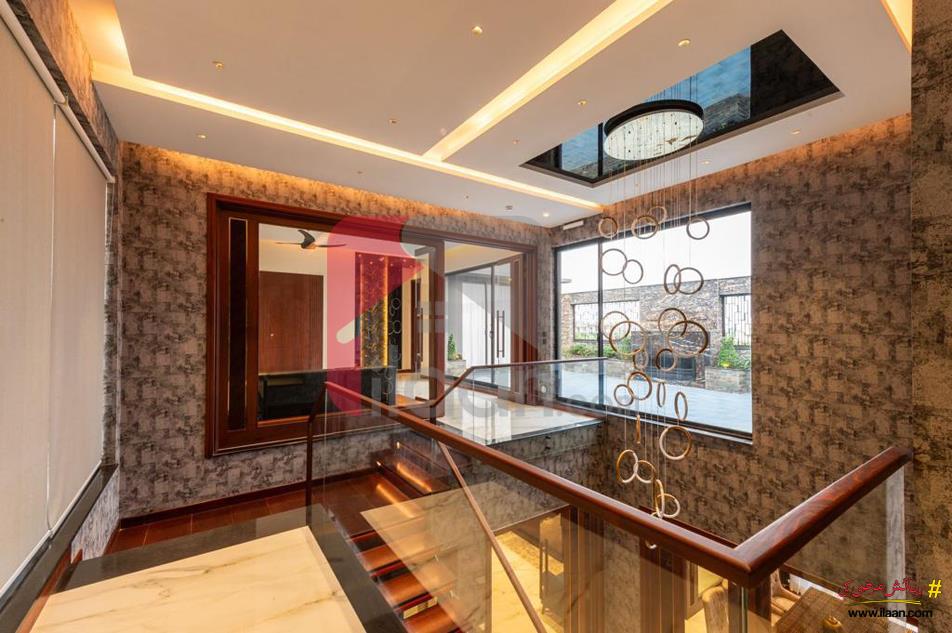 1 Kanal House for Sale in Block U, Phase 7, DHA Lahore