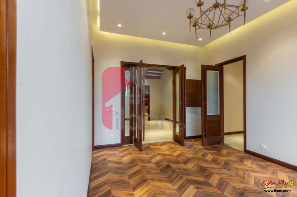 1 Kanal House for Sale in Block Q, Phase 7, DHA Lahore