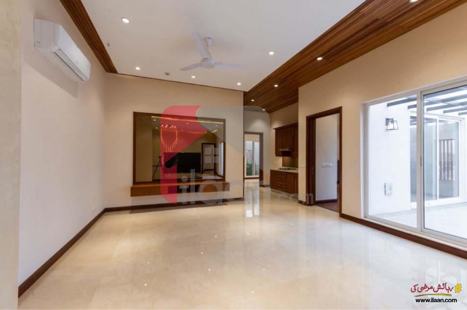 1 Kanal House for Sale in Block Q, Phase 7, DHA Lahore