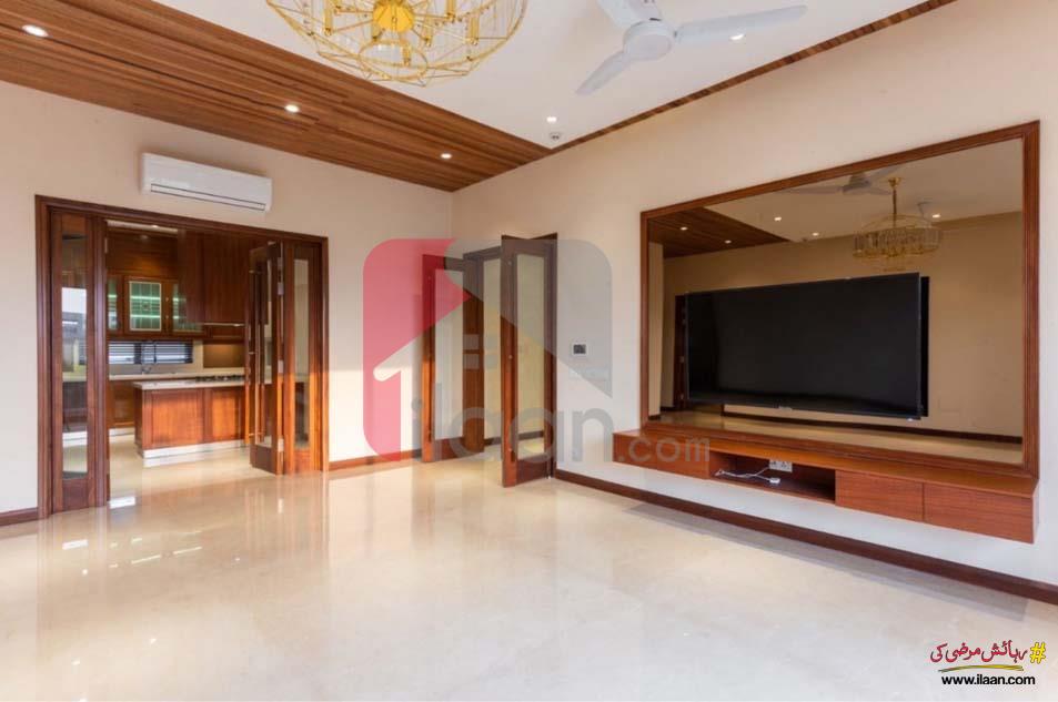 1 Kanal House for Sale in Block Q, Phase 7, DHA Lahore