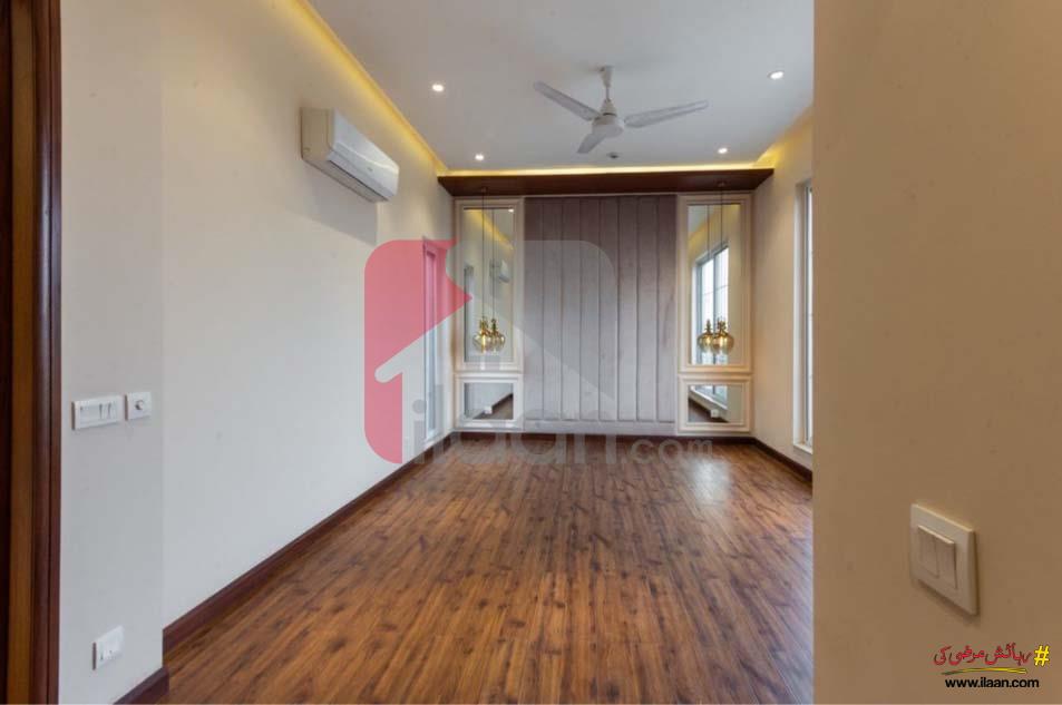 1 Kanal House for Sale in Block Q, Phase 7, DHA Lahore