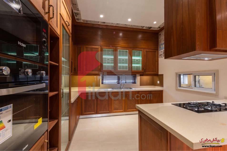 1 Kanal House for Sale in Block Q, Phase 7, DHA Lahore