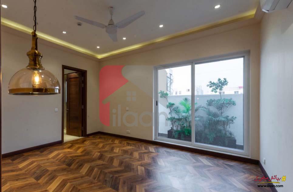 1 Kanal House for Sale in Block Q, Phase 7, DHA Lahore