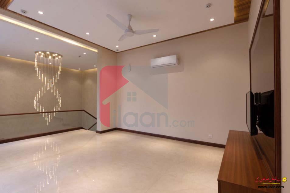 1 Kanal House for Sale in Block Q, Phase 7, DHA Lahore