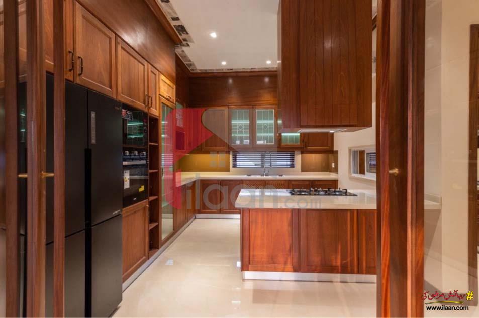 1 Kanal House for Sale in Block Q, Phase 7, DHA Lahore