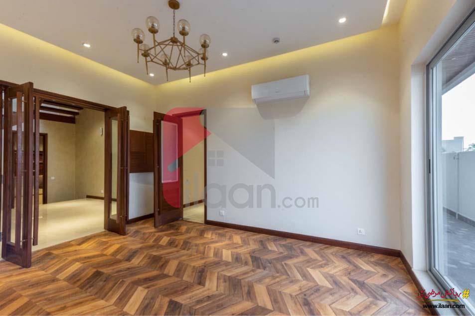 1 Kanal House for Sale in Block Q, Phase 7, DHA Lahore