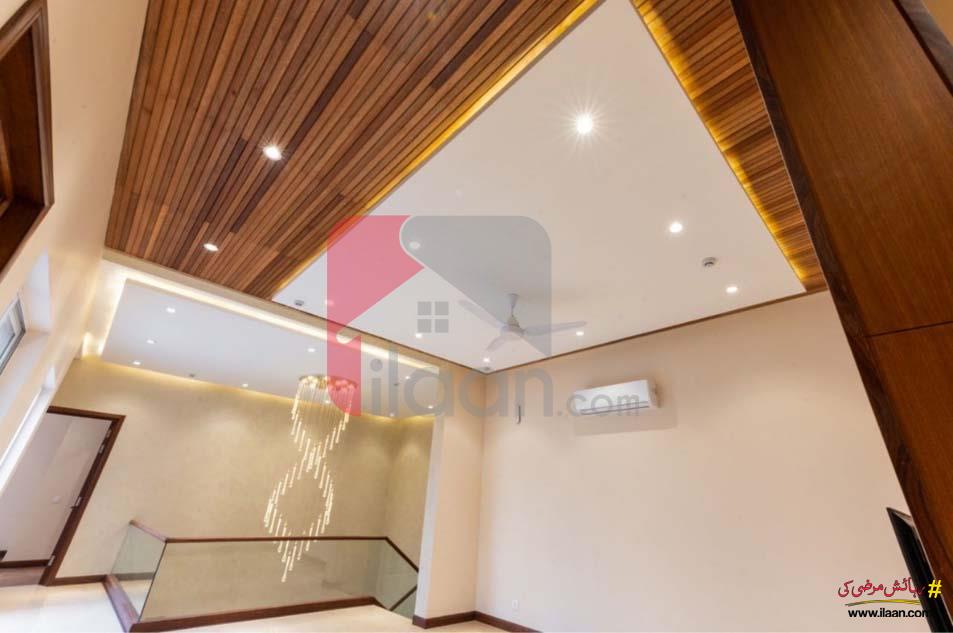 1 Kanal House for Sale in Block Q, Phase 7, DHA Lahore