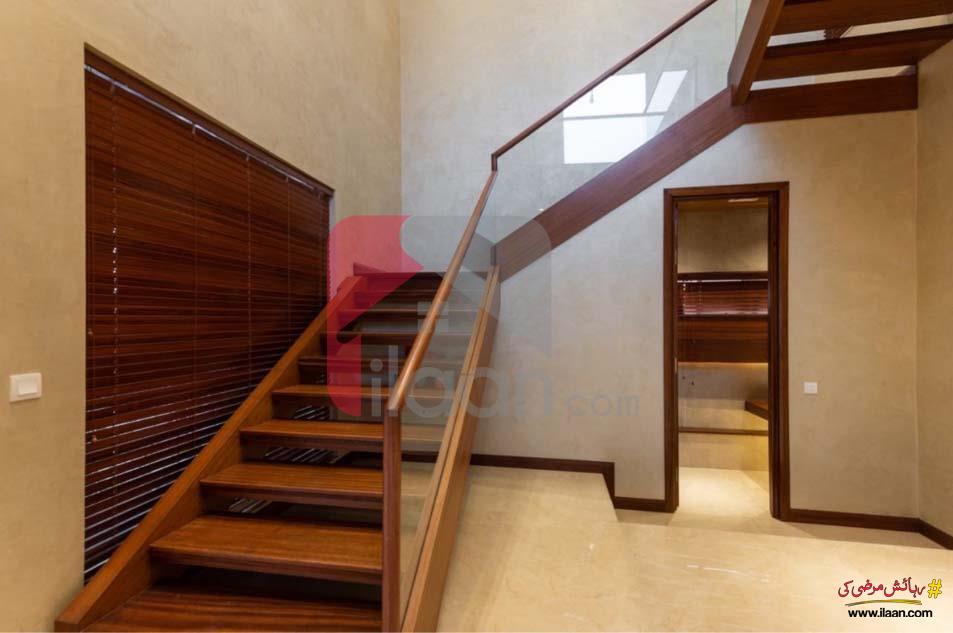 1 Kanal House for Sale in Block Q, Phase 7, DHA Lahore