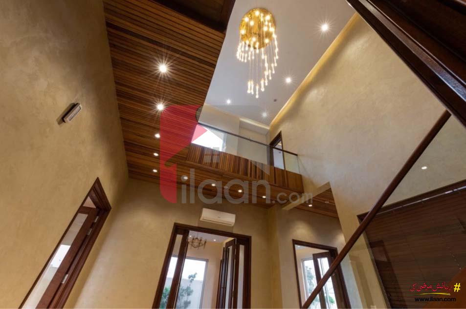 1 Kanal House for Sale in Block Q, Phase 7, DHA Lahore